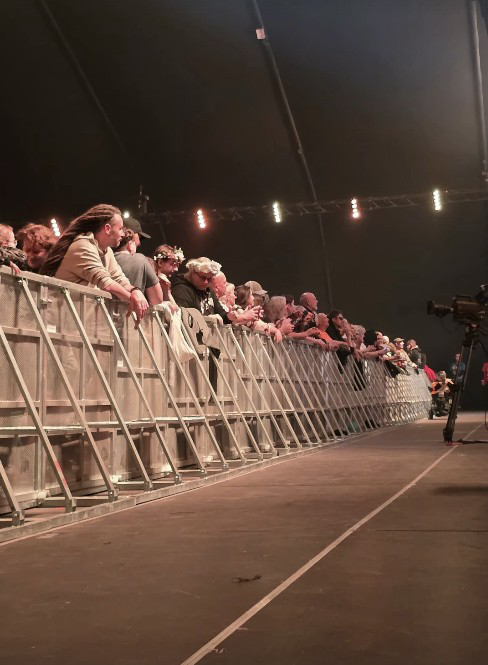 barierka przeciwtłumowa na poland rock